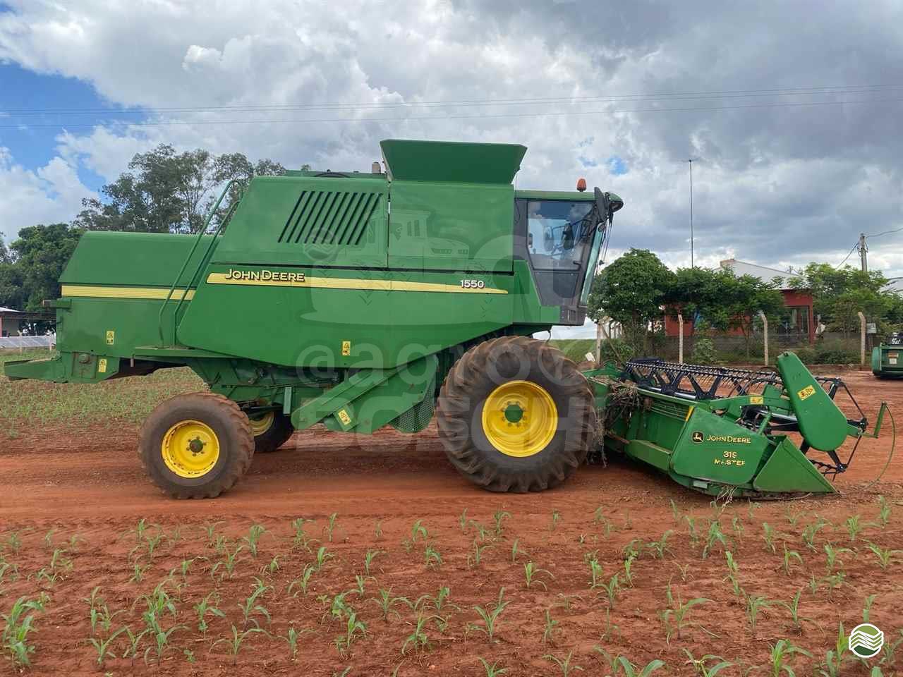 COLHEITADEIRA JOHN DEERE JOHN DEERE 1550 AgroBoschi SAO JORGE DO IVAI PARANÁ PR